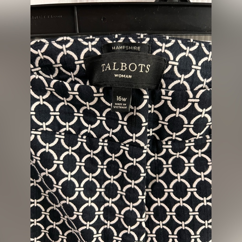 Talbots Navy and White Patterned Ankle Pants - Picture 3 of 5